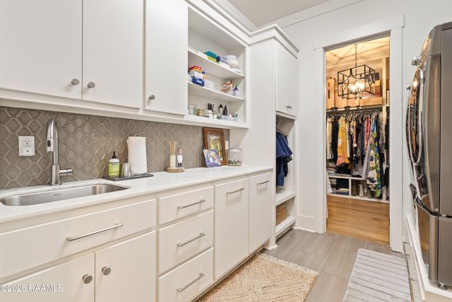 406 Biltmore Way, Lafayette, LA 70508