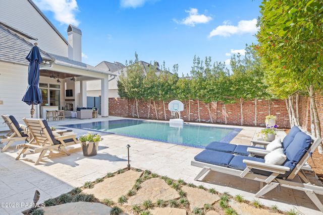 406 Biltmore Way, Lafayette, LA 70508