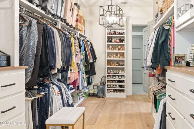 406 Biltmore Way, Lafayette, LA 70508