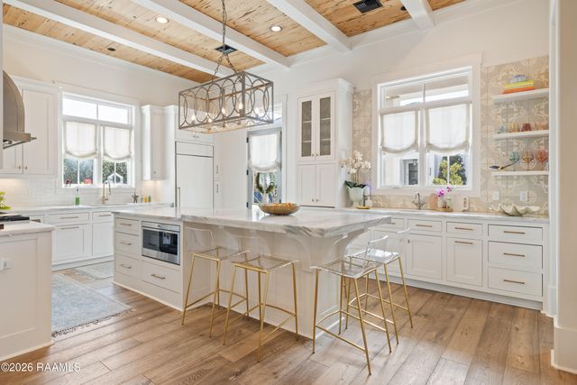 406 Biltmore Way, Lafayette, LA 70508