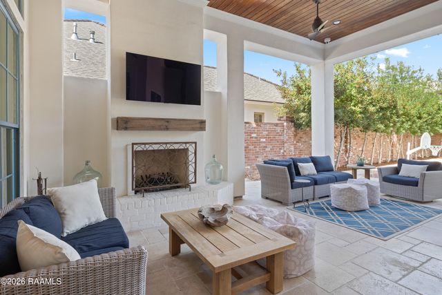 406 Biltmore Way, Lafayette, LA 70508