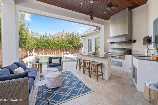 406 Biltmore Way, Lafayette, LA 70508