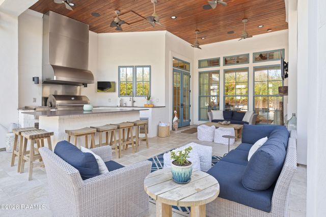 406 Biltmore Way, Lafayette, LA 70508