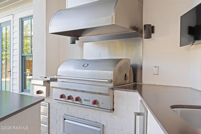 406 Biltmore Way, Lafayette, LA 70508