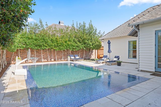 406 Biltmore Way, Lafayette, LA 70508