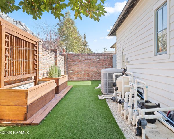 406 Biltmore Way, Lafayette, LA 70508