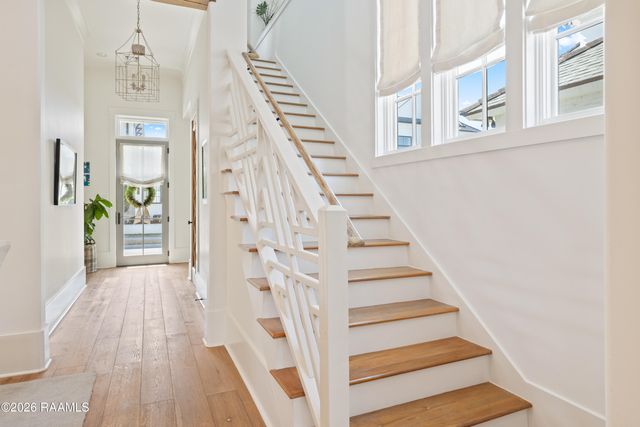 406 Biltmore Way, Lafayette, LA 70508