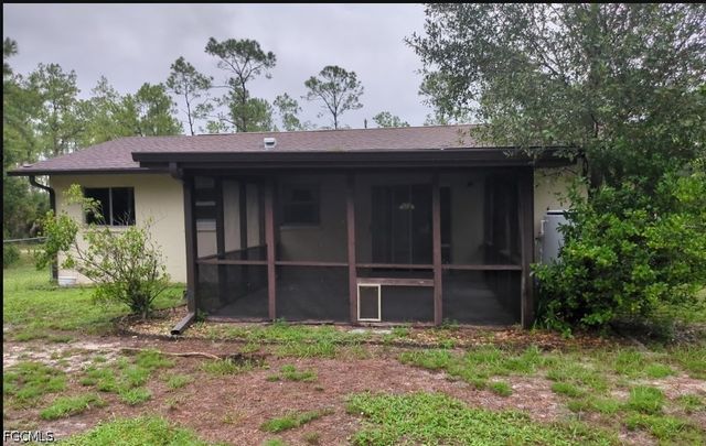2104 E 9th ST, Lehigh Acres, FL 33936