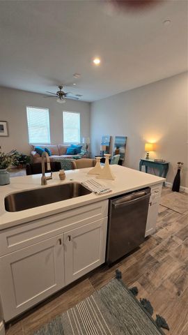 26307 Oak Ridge Dr 1205, The Woodlands, TX 77380