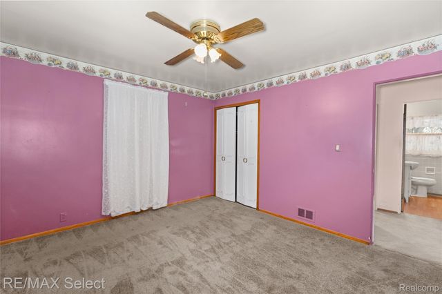 4298 Farmcrest Street, Burton, MI 48509