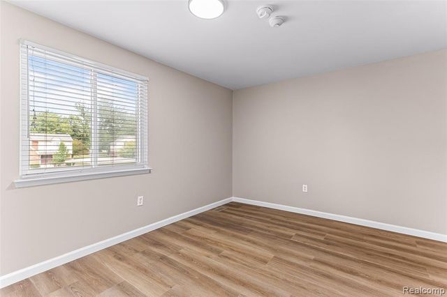 1909 Jan Circle, Canton, MI 48187