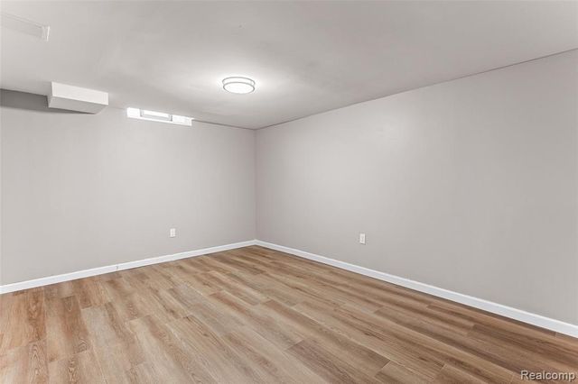 1909 Jan Circle, Canton, MI 48187