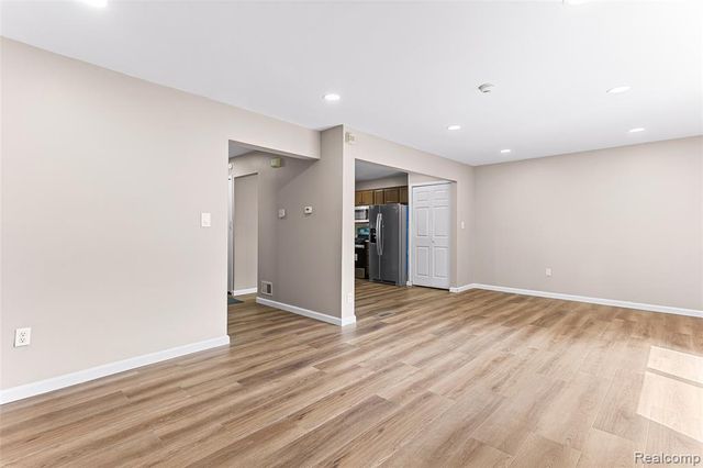1909 Jan Circle, Canton, MI 48187