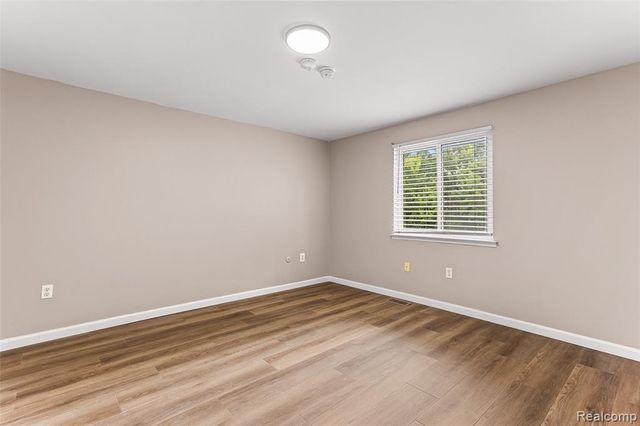 1909 Jan Circle, Canton, MI 48187