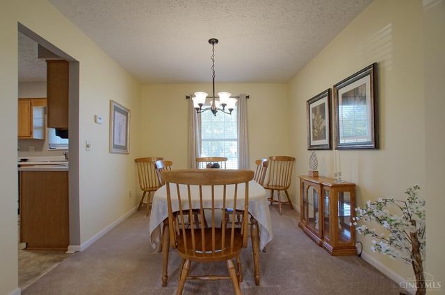 2028 Crest Road, Forest Park, OH 45240
