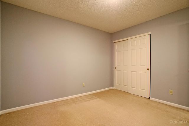 2028 Crest Road, Forest Park, OH 45240