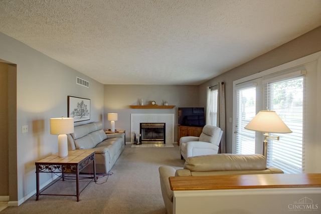 2028 Crest Road, Forest Park, OH 45240