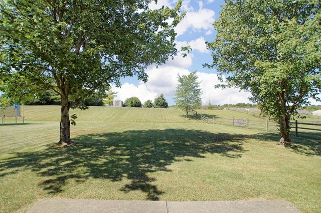 2028 Crest Road, Forest Park, OH 45240