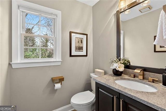 475 Wexford Hollow Run, Roswell, GA 30075