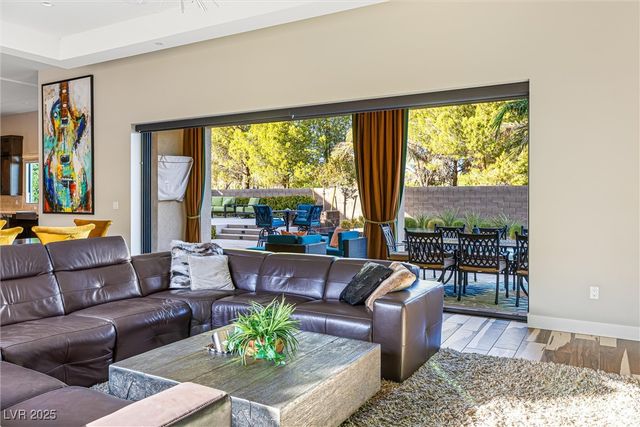 102 San Martino Place, Henderson, NV 89011