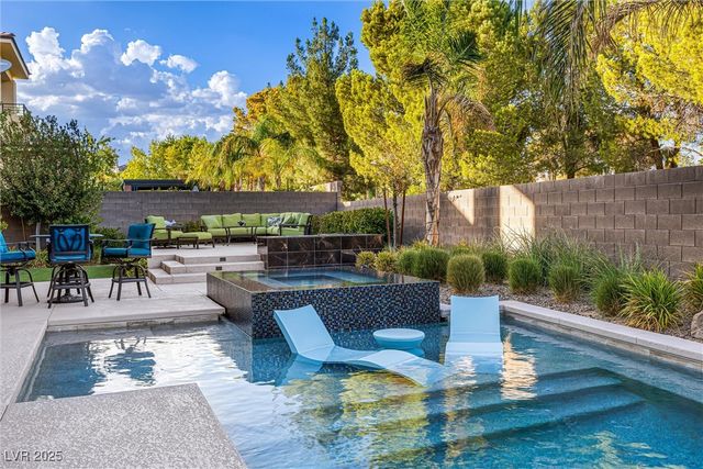 102 San Martino Place, Henderson, NV 89011