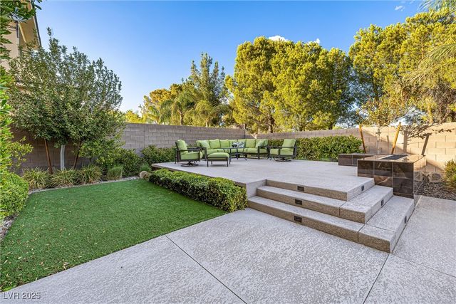 102 San Martino Place, Henderson, NV 89011