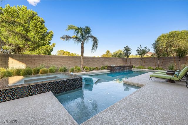 102 San Martino Place, Henderson, NV 89011