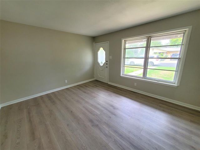 8907 Shepard Drive, Austin, TX 78753
