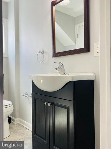 240 W 7TH AVE, Conshohocken, PA 19428