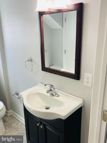 240 W 7TH AVE, Conshohocken, PA 19428