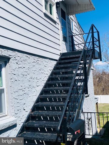 240 W 7TH AVE, Conshohocken, PA 19428