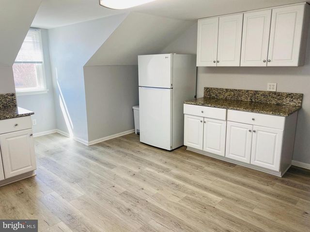 240 W 7TH AVE, Conshohocken, PA 19428