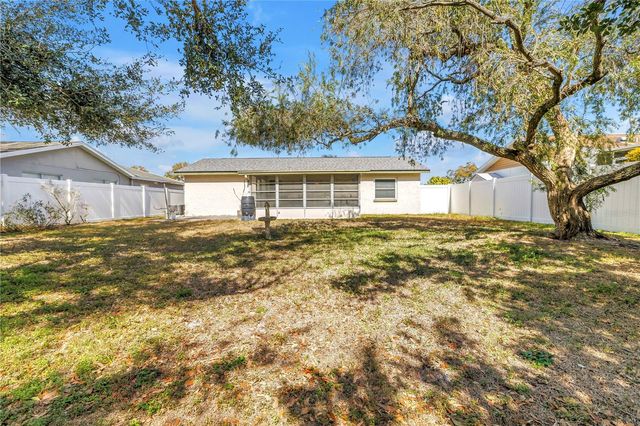 601 6TH AVENUE SE, Largo, FL 33771