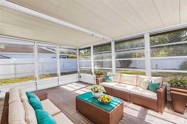 601 6TH AVENUE SE, Largo, FL 33771