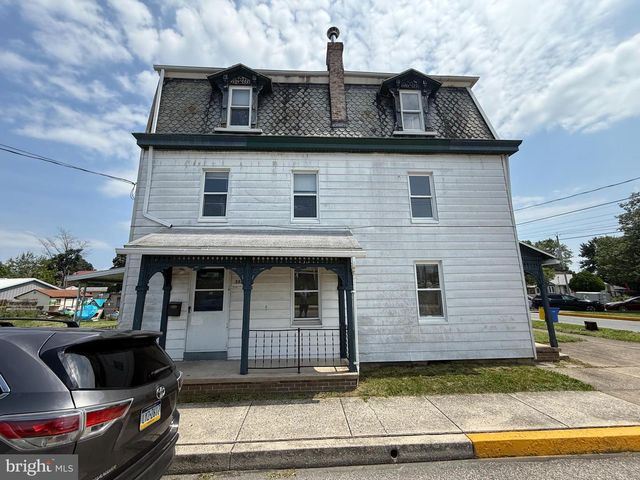 352 S WOOD ST, Middletown, PA 17057