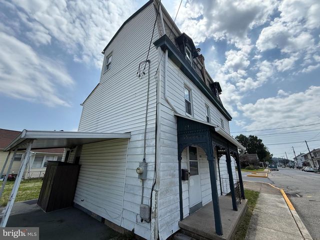 352 S WOOD ST, Middletown, PA 17057