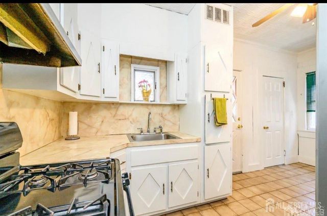 271 Woodbridge Avenue, Woodbridge Proper, NJ 07095