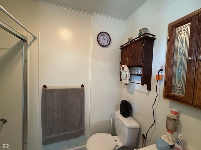 2324 E 200 N, Rushville, IN 46173