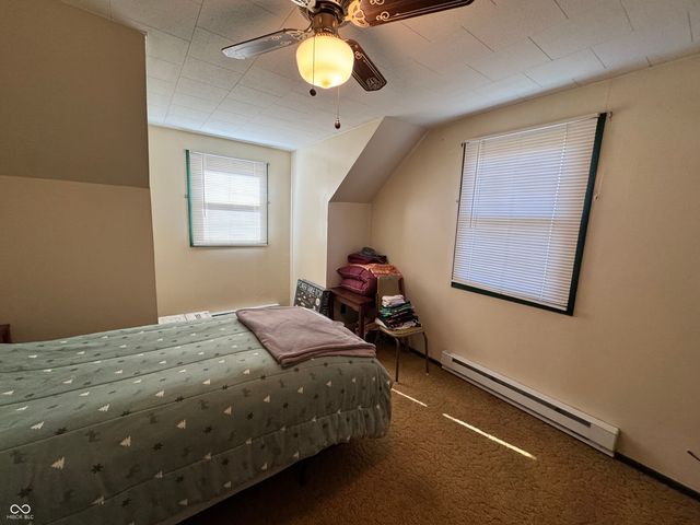 2324 E 200 N, Rushville, IN 46173