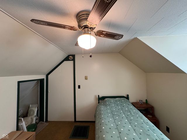 2324 E 200 N, Rushville, IN 46173