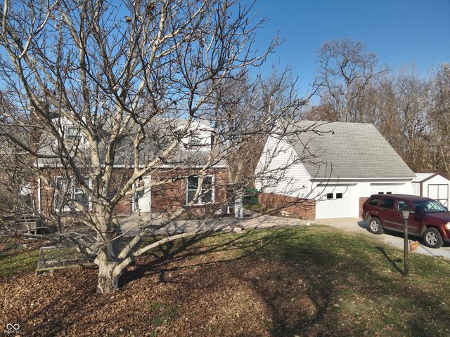 2324 E 200 N, Rushville, IN 46173