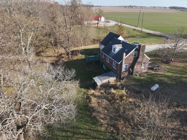 2324 E 200 N, Rushville, IN 46173