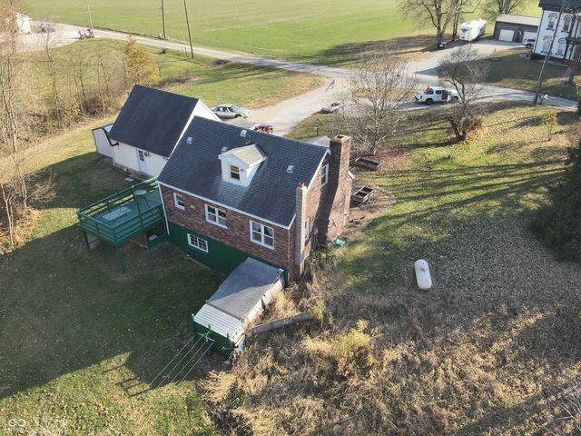 2324 E 200 N, Rushville, IN 46173