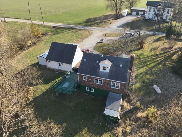 2324 E 200 N, Rushville, IN 46173