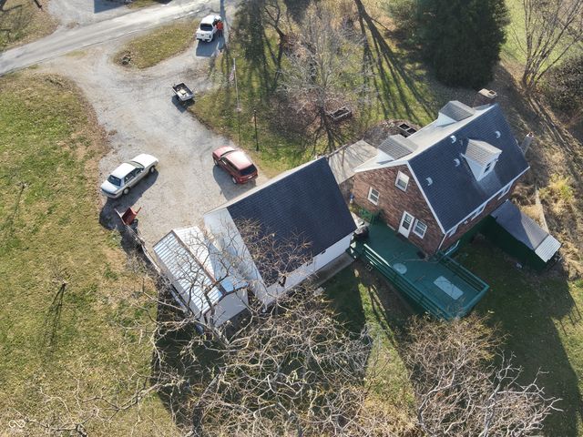 2324 E 200 N, Rushville, IN 46173