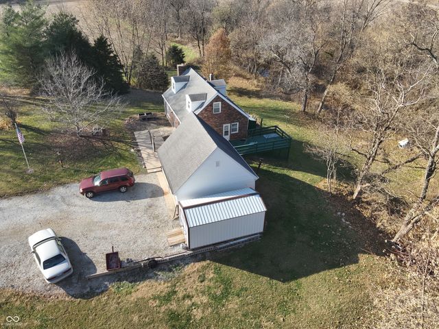 2324 E 200 N, Rushville, IN 46173