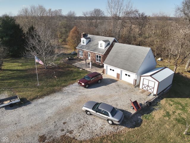 2324 E 200 N, Rushville, IN 46173