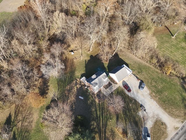 2324 E 200 N, Rushville, IN 46173