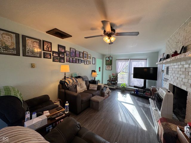 2324 E 200 N, Rushville, IN 46173