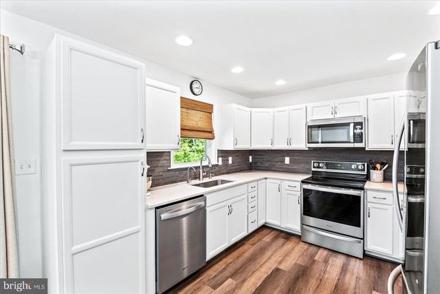 246 TRANQUILITY DR, Ruther Glen, VA 22546